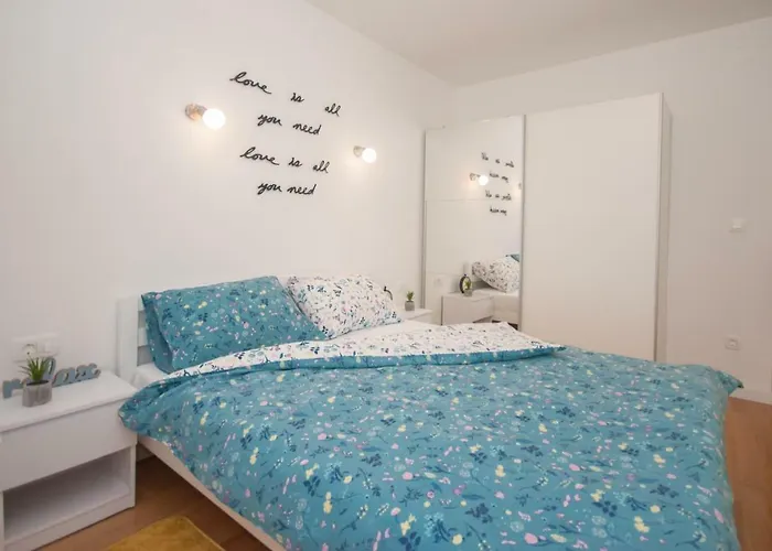 Mia Апартаменты